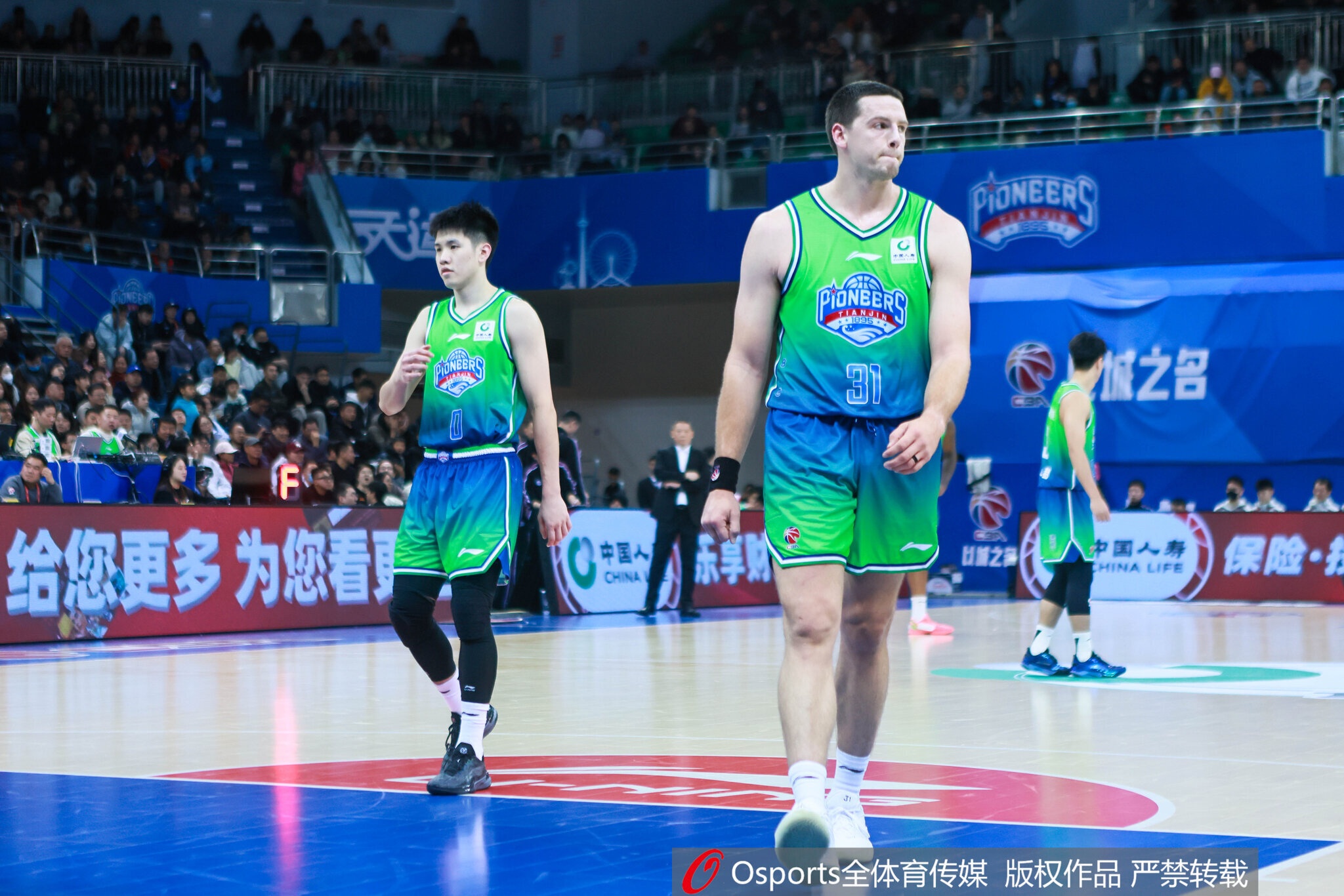 直播观看-一点状态没得呀！大卫·詹姆斯半场4中0一分未得 正负值-12